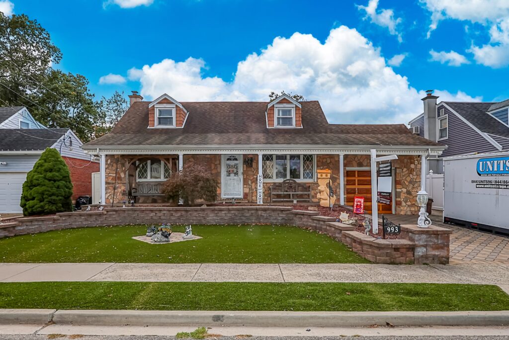 993 Ferngate Dr, Franklin Square 4-min 993 Ferngate Dr, Franklin Square 4-min